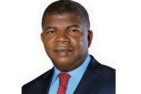 quem é o presidente da angola
